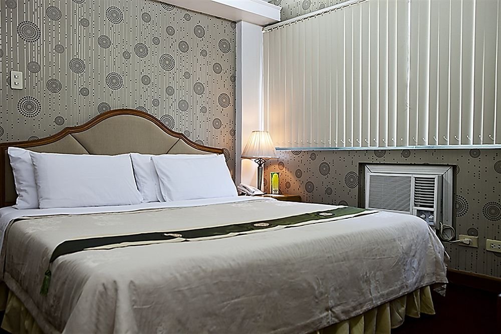 Фото The Charter House