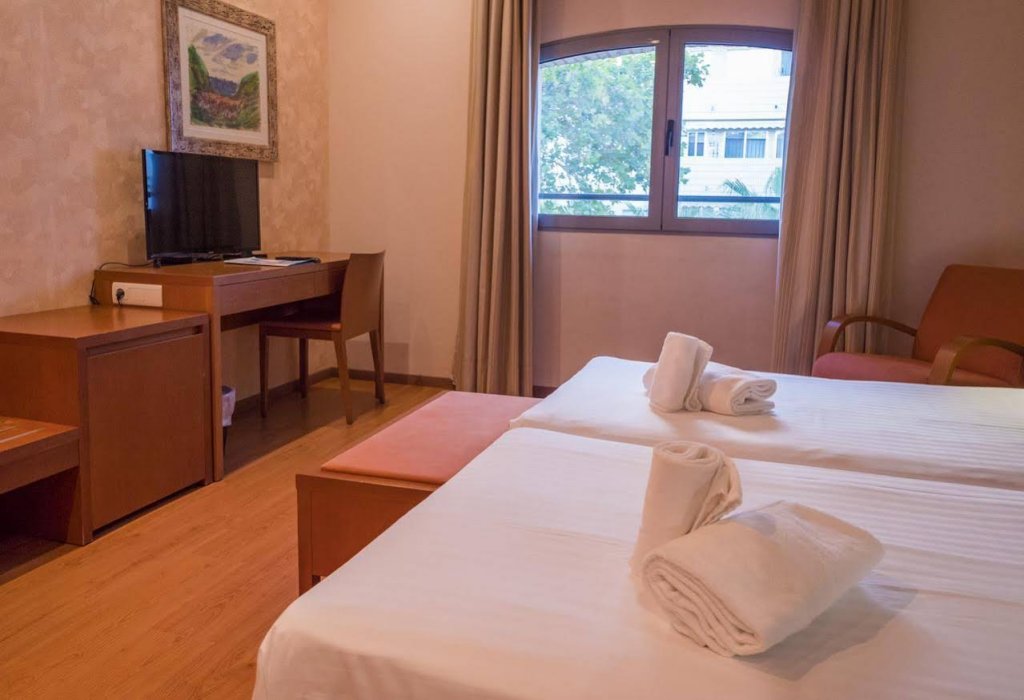 Фото Dwo Valencia