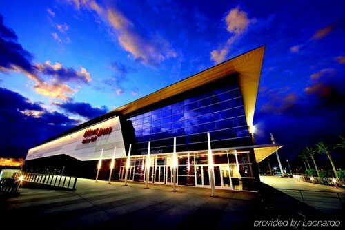 Гостиница Best Western Plus Ontario Airport & Convention Center в Онтарио