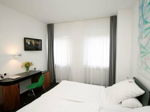 Внешний вид отеля Hotel Chelsea в Кёльне, фото 2