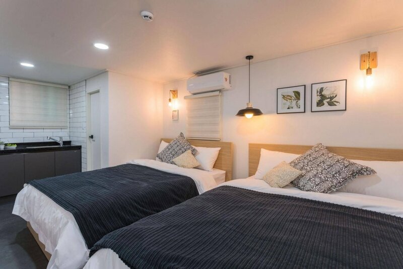 Гостиница Mono House Seoul Hongdae в Сеуле