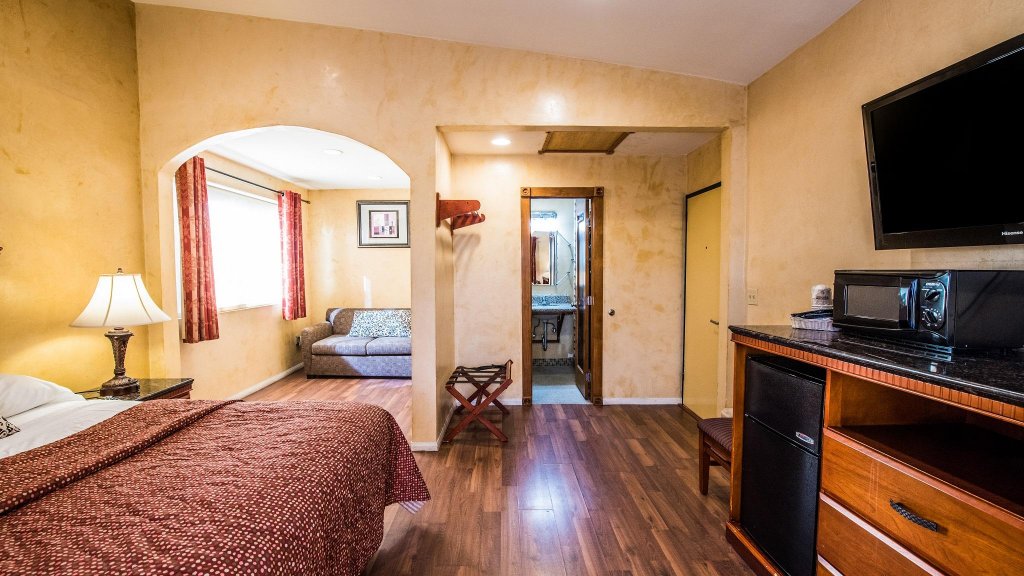 Фото Hollywood Downtowner