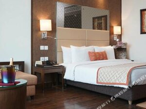 Гостиница The Landmark Hotel