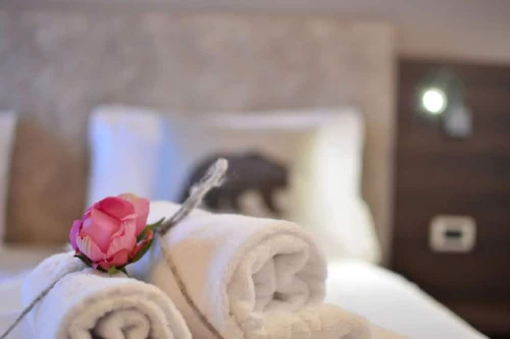 Фото X Alp Hotel