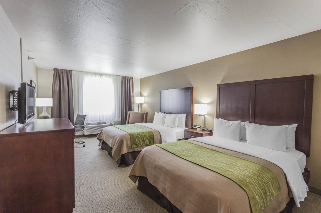 Фото Comfort Inn Kent - Seattle