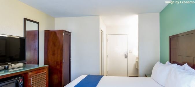 Фото Holiday Inn Express San Diego Sea World - Beach Area, an Ihg Hotel