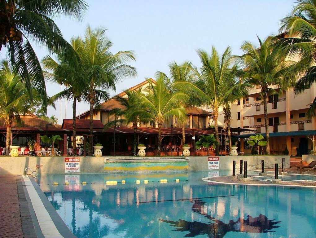 Hotel Puteri Bayu Beach Resort, State of Perak, photo