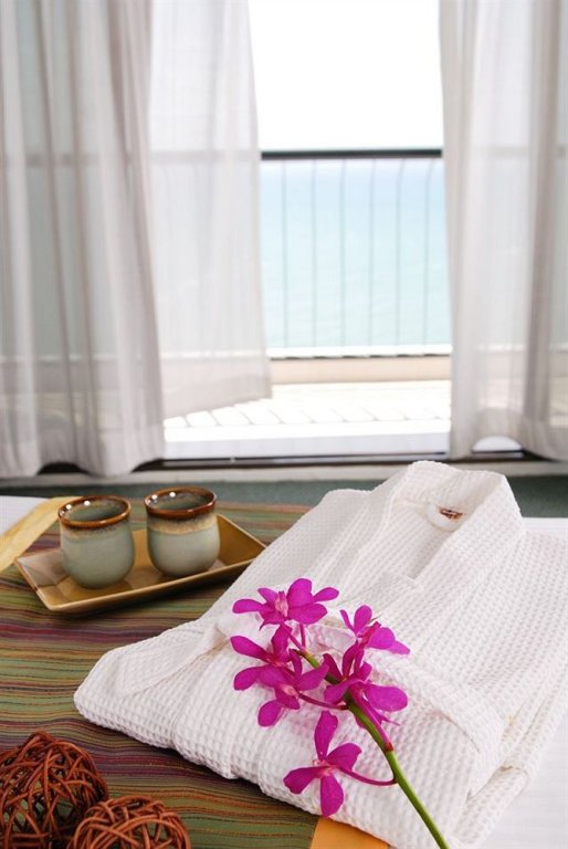 Фото Cosy Beach Hotel