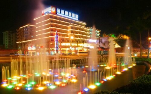 Гостиница Linda Seaview Hotel в Санье