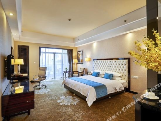 Фото Country Garden Phoenix Hotel Yunfu