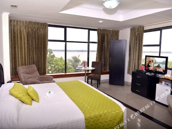 Фото Hotel Ramada