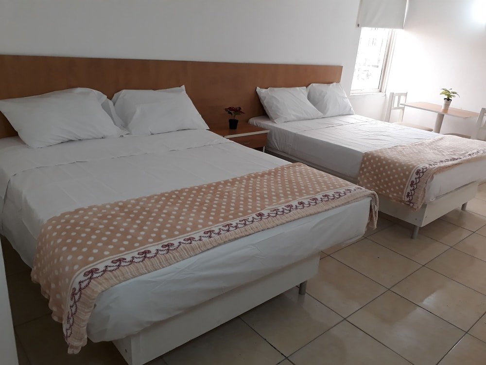 Фото Ruben's Hotel