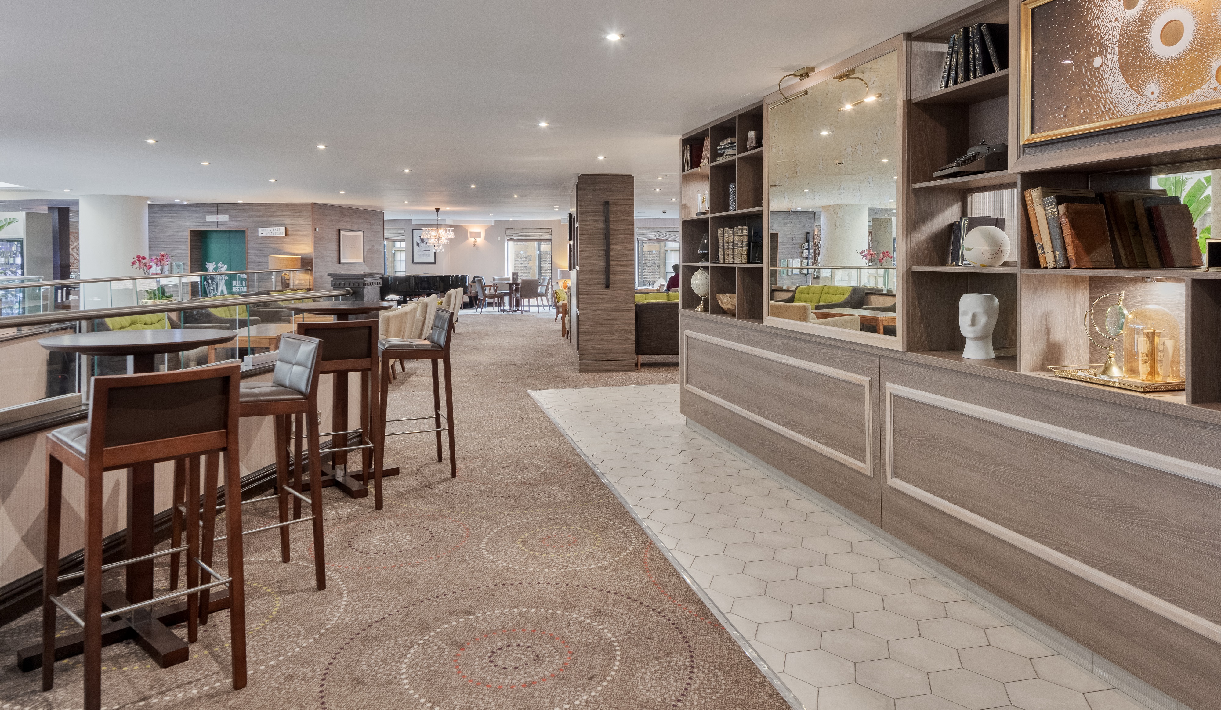 Фото Hilton Cambridge City Centre