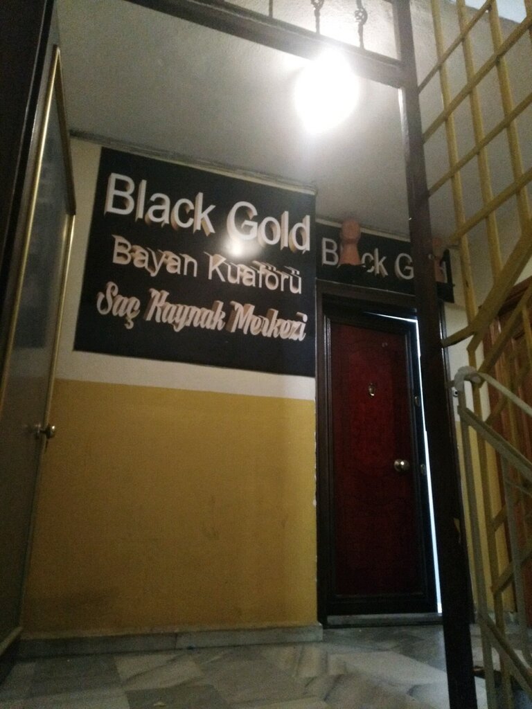 مصففو الشعر Black Gold Ladies' Hairdresser ، اسطنبول، صورة