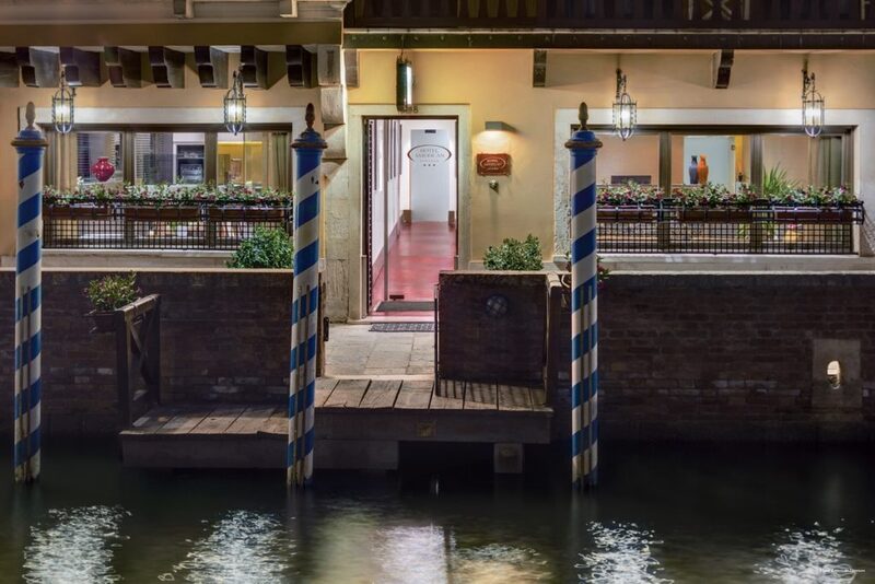 Фото Hotel American Dinesen