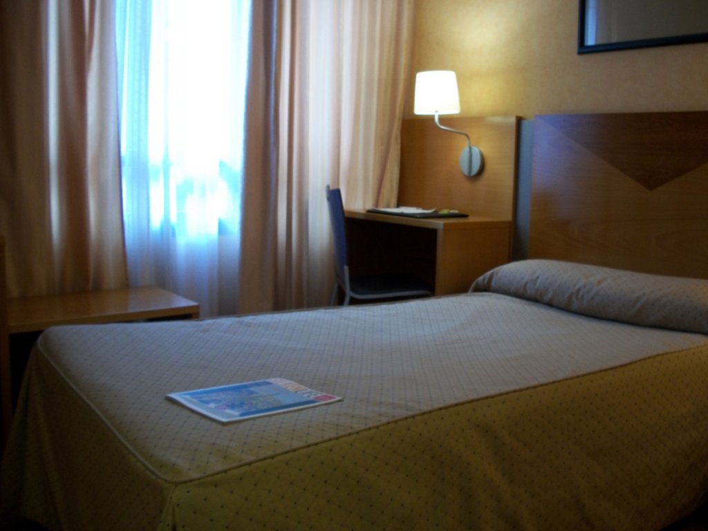 Фото Oca Villa de Avilés Hotel