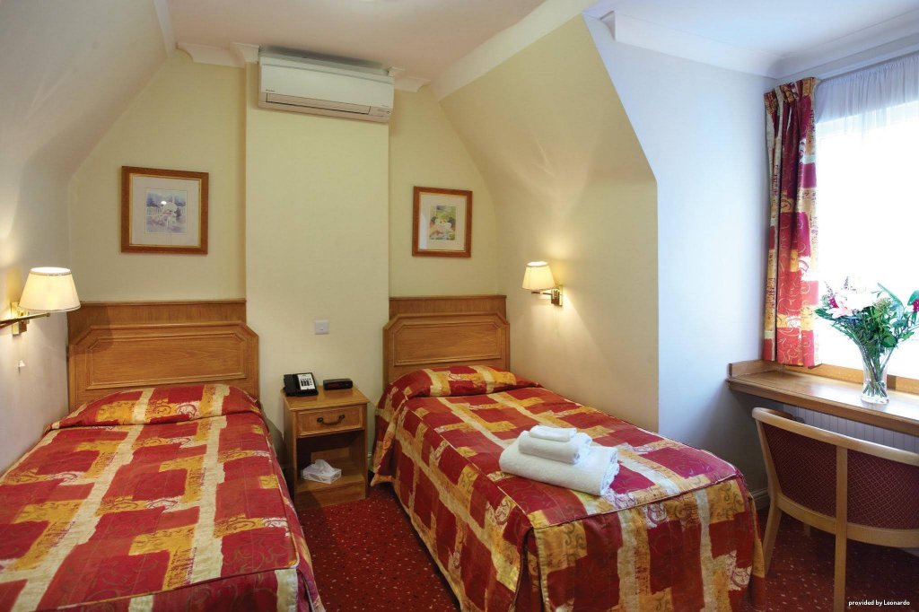 Фото Best Western Chiswick Palace & Suites