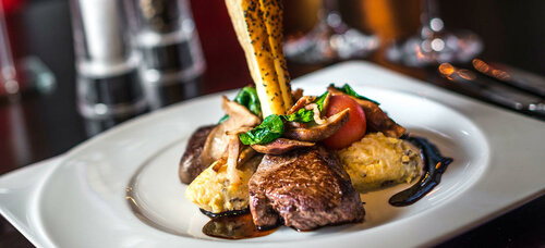 Внешний вид отеля Hotel Restaurant Waldhaus в Лейкербаде, фото 5