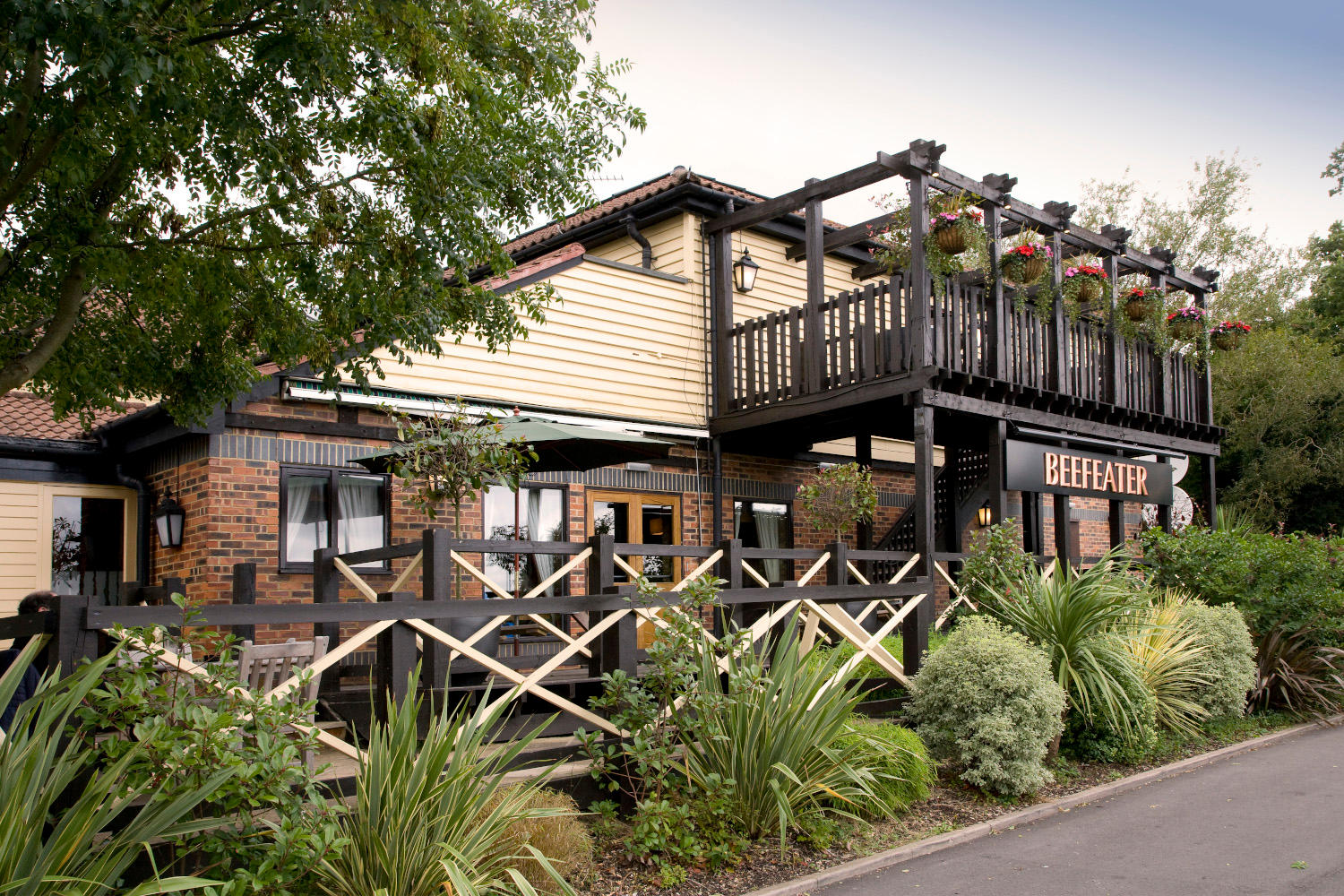 Фото Premier Inn Chessington hotel