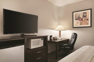Гостиница Country Inn & Suites by Radisson Indianapolis East