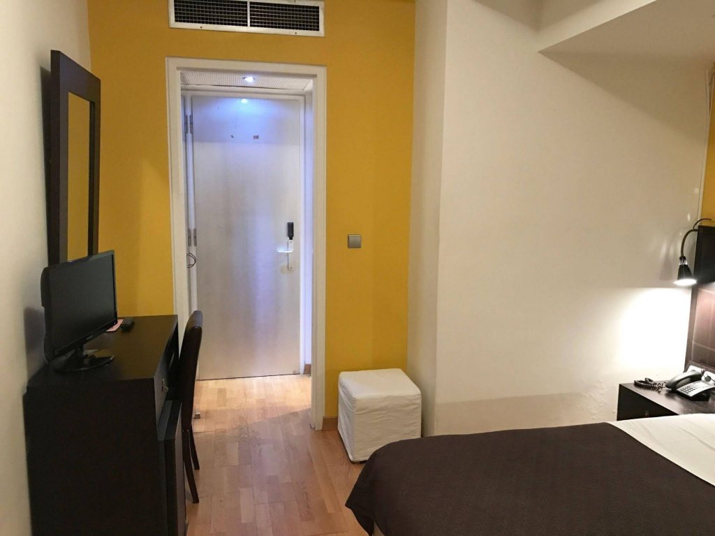 Фото Niki Athens Hotel