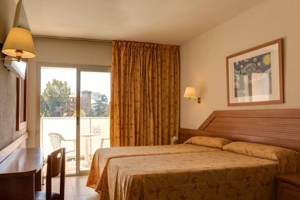 Фото Htop Royal Beach