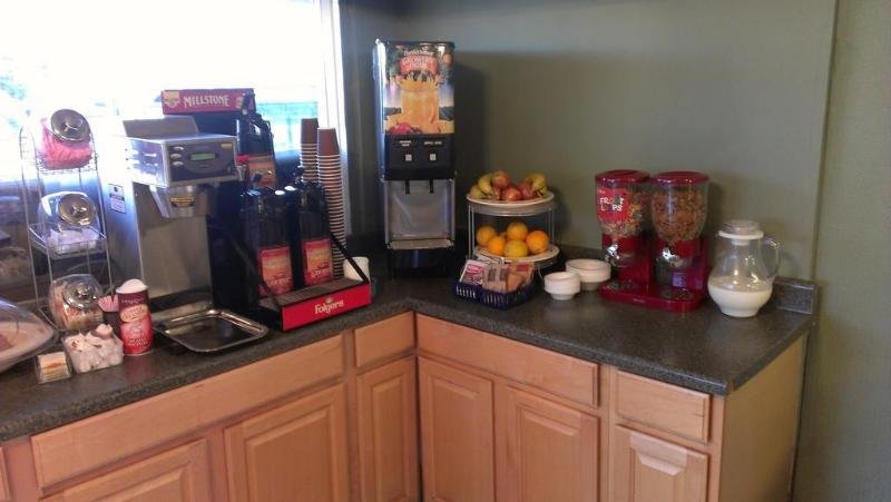 Фото Knights Inn Palmdale