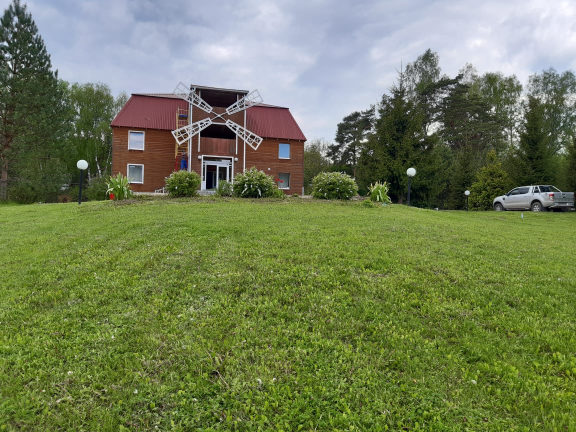 Фото отеля 2