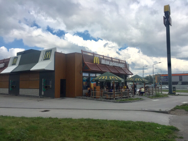 Fast food McDonald's, Berdsk, foto