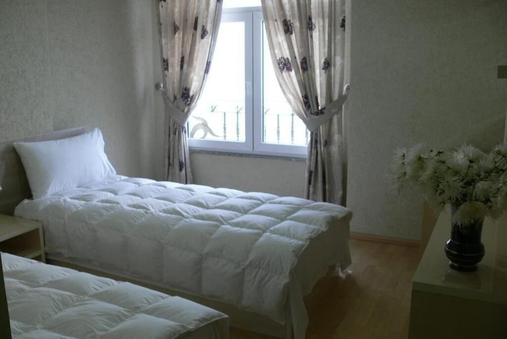 Фото Hotel Majestic