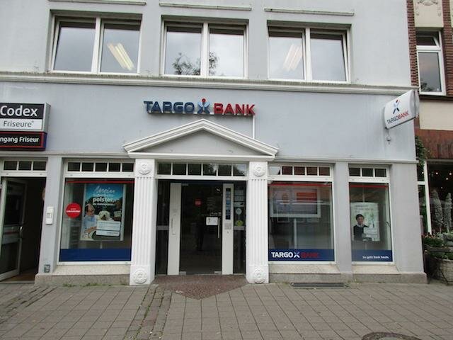 Bank Targobank, Earth, photo