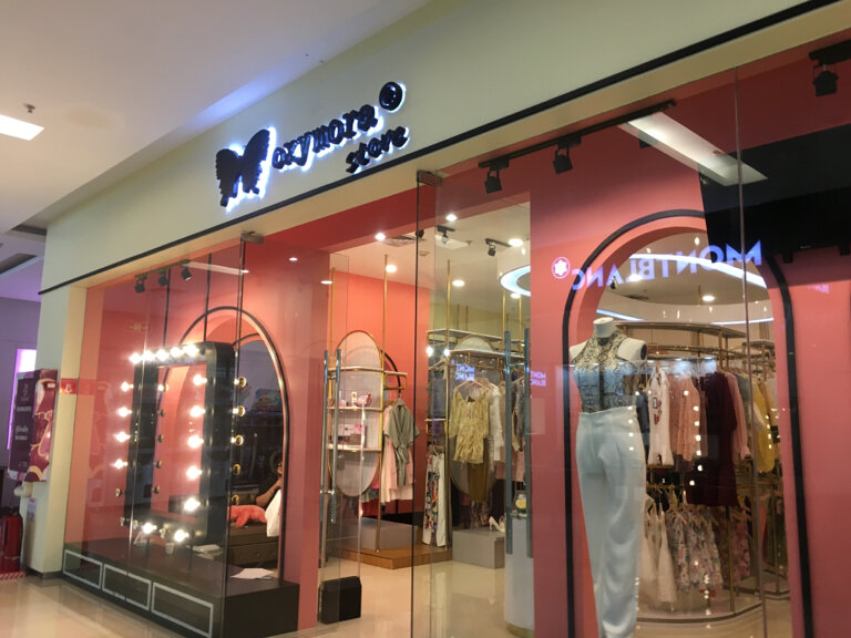 Clothing store Oxymora, Vientiane, photo