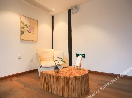 Фото Jiushu Xi'an Inn