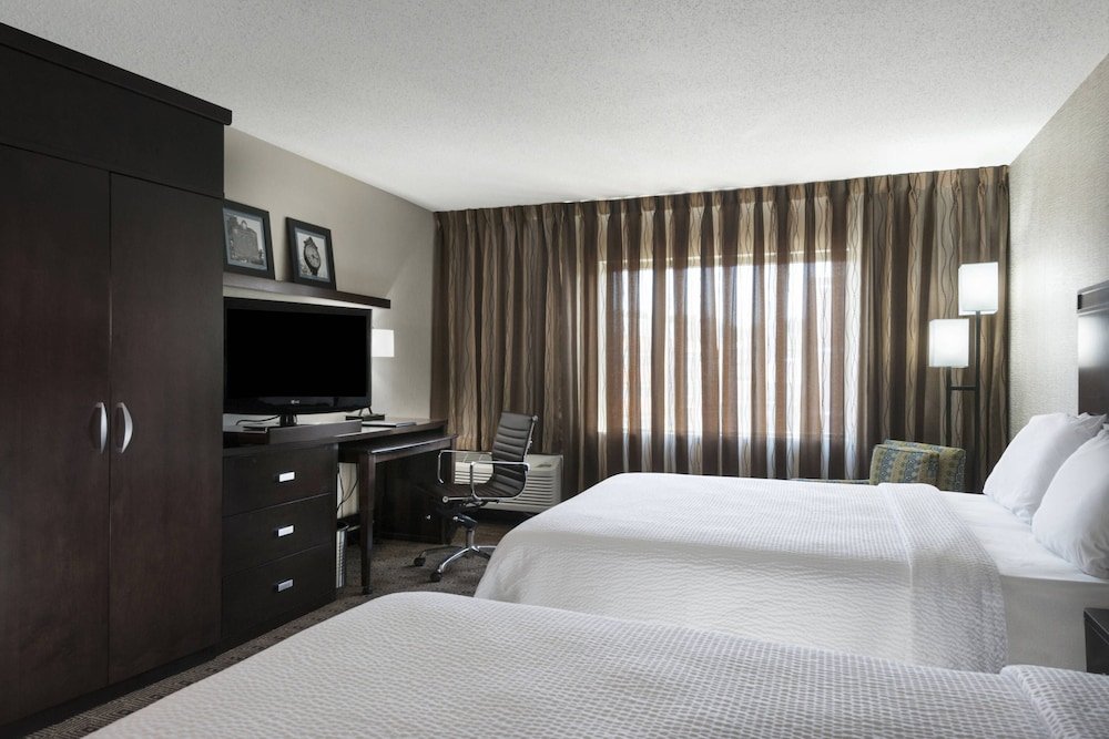 Фото Courtyard by Marriott Worcester