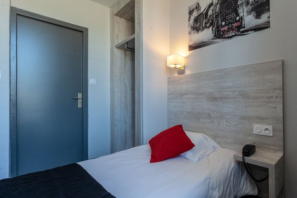 Фото Campanile Grenoble Centre Gare