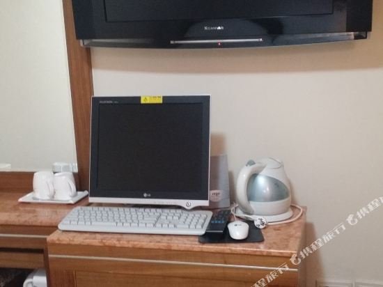 Фото Noble Hotel