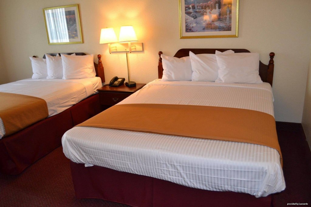 Фото Best Western Executive Inn