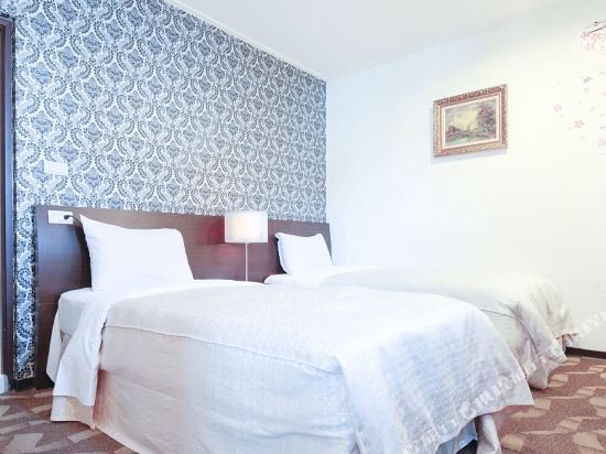 Фото Tainan First Hotel - Hostel