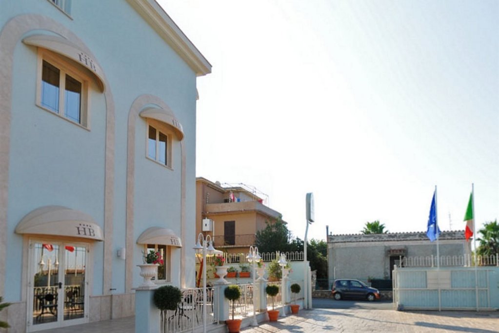 Фото Hotel Borgo Del Mare