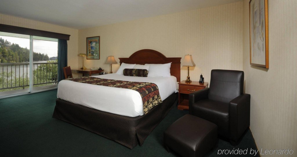 Фото Inn On Long Lake