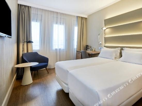 Фото Nh Sants Barcelona