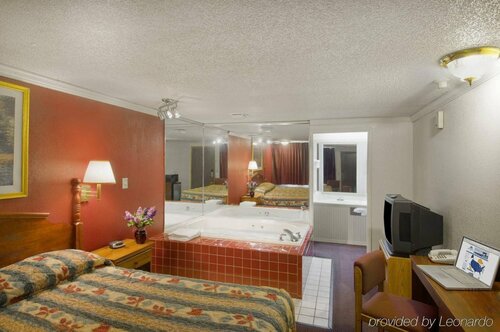 Гостиница Americas Best Value Inn Heath Newark