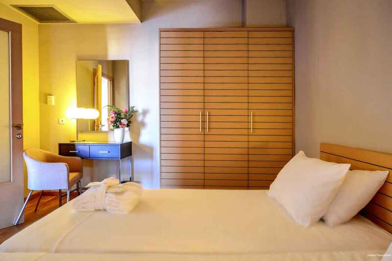 Фото Colors Urban Hotel Thessaloniki