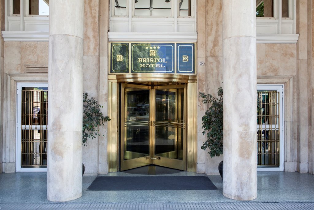 Фото Hotel Bristol