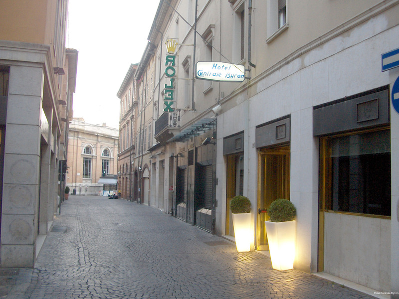 Фото Hotel Centrale Byron