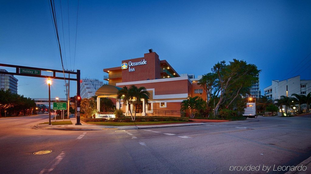 Фото Best Western Plus Oceanside Inn
