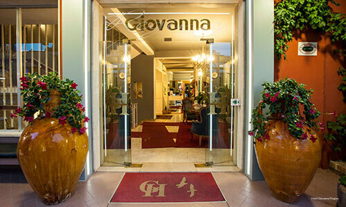 Гостиница Hotel Giovanna Regina в Габичче-Маре