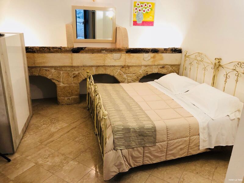 Фото Hotel Rione Antico La Terra