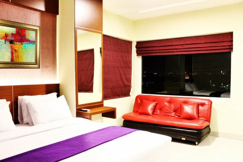 Гостиница Hotel Raising Makassar в Макасаре