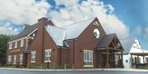 High Orchard (England, Gloucestershire County, Gloucester), bar, pub